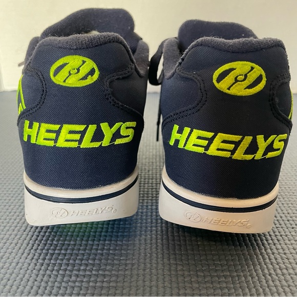 Heelys roller skate shoes - Picture 6 of 9